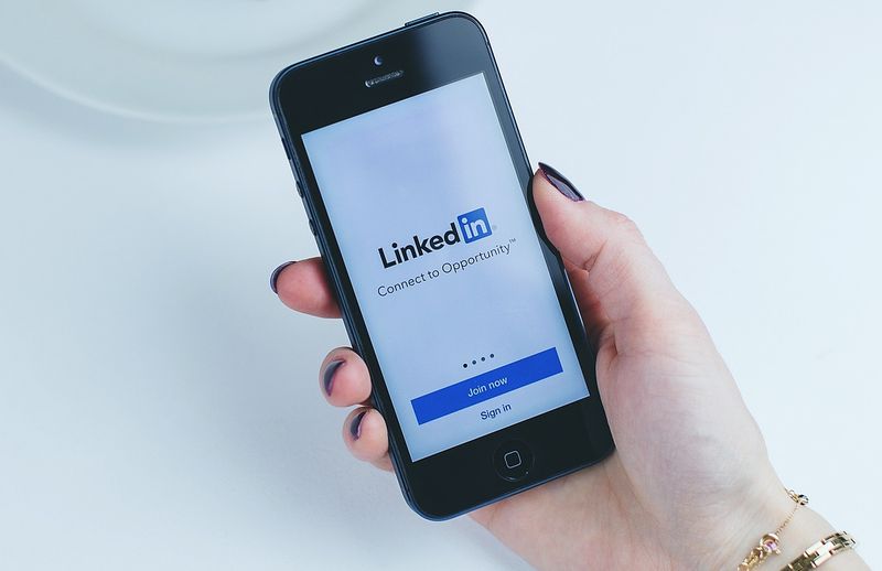 LinkedIn introduce novedades para que te resulte más útil